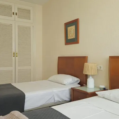 Marina Del Sol - Apartment